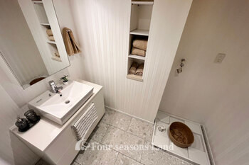 apartment 神奈川県茅ヶ崎市新栄町11番13号
