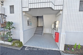 apartment 神奈川県茅ヶ崎市新栄町11番13号