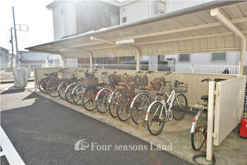 apartment 神奈川県茅ヶ崎市新栄町11番13号