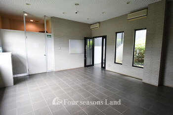 apartment 神奈川県茅ヶ崎市新栄町11番13号