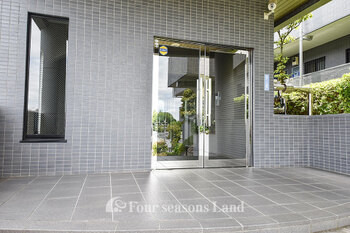 apartment 神奈川県茅ヶ崎市新栄町11番13号