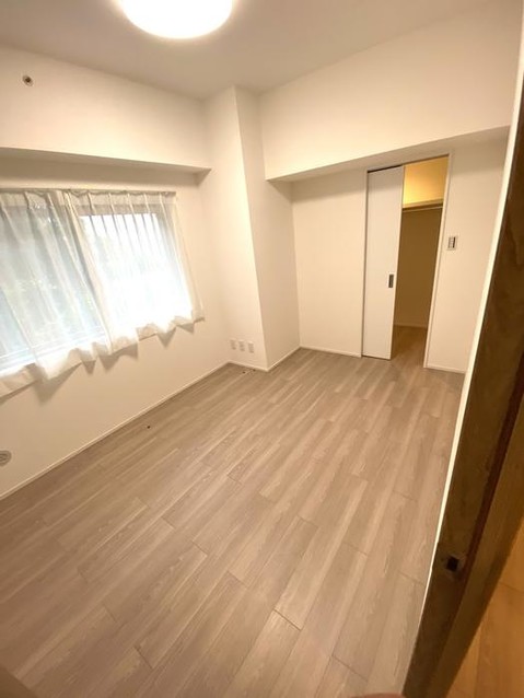 apartment 東京都日野市豊田４丁目37-12 グランシェール豊田1F