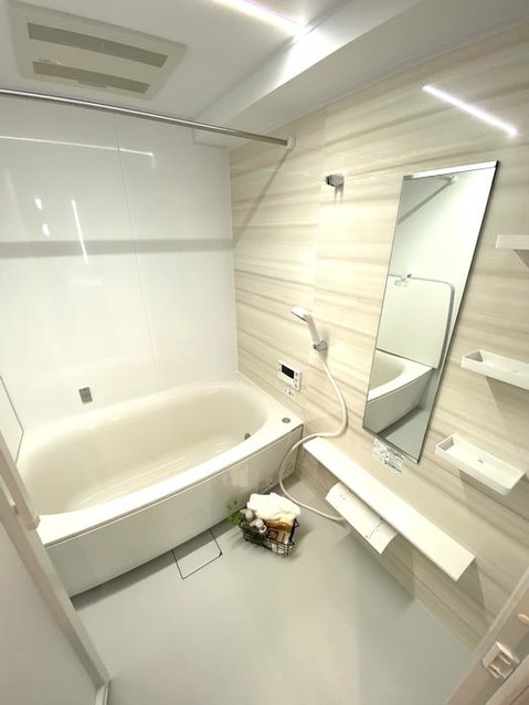 apartment 東京都日野市豊田４丁目37-12 グランシェール豊田1F