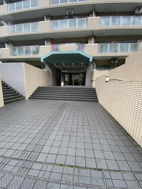 apartment 東京都日野市豊田４丁目37-12 グランシェール豊田1F