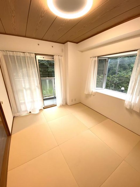 apartment 東京都日野市豊田４丁目37-12 グランシェール豊田1F