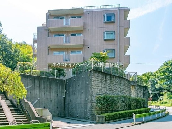 apartment 東京都日野市豊田４丁目37-12 グランシェール豊田1F