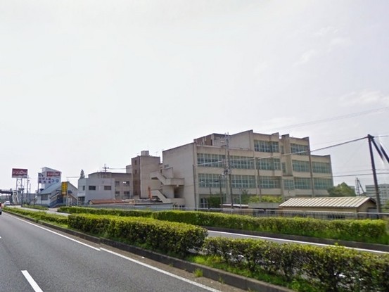 apartment 大阪府岸和田市宮前町8-25　null