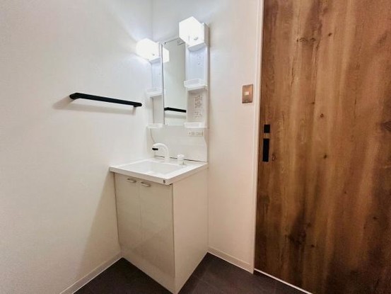 apartment 大阪府岸和田市宮前町8-25　null