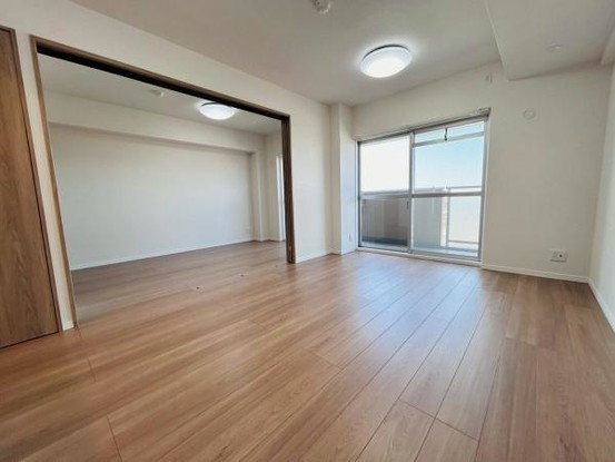 apartment 大阪府岸和田市宮前町8-25　null