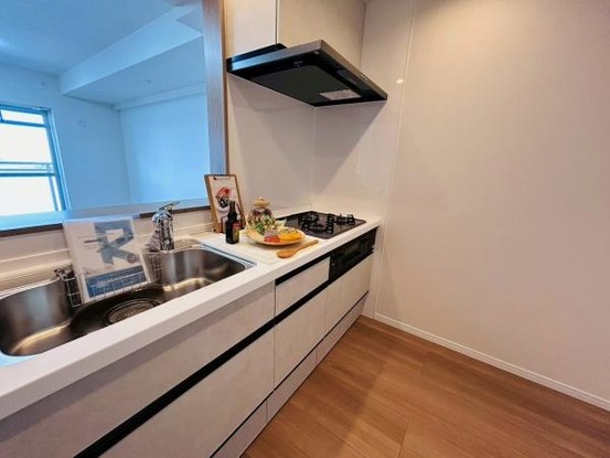 apartment 大阪府岸和田市宮前町8-25　null