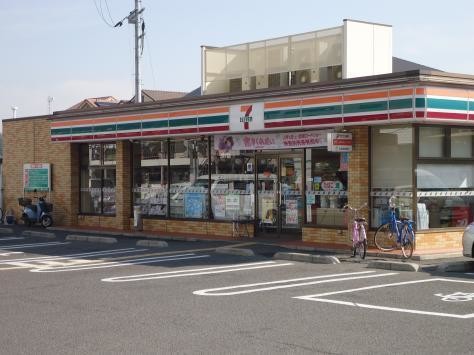 apartment 大阪府岸和田市宮前町8-25　null