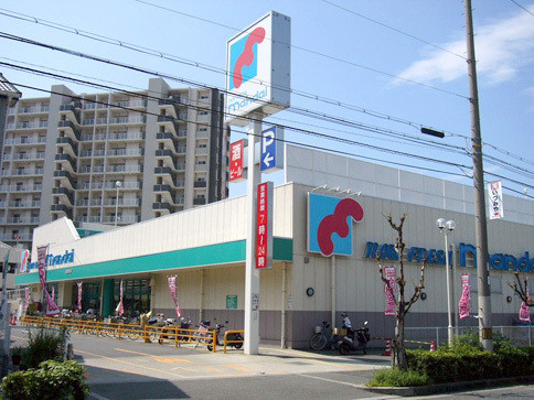 apartment 大阪府岸和田市宮前町8-25　null
