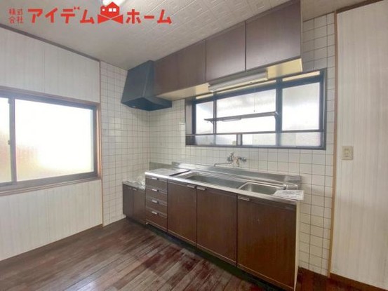 detached 愛知県安城市明治本町8-9