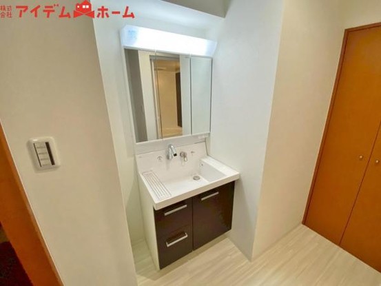 apartment 愛知県安城市明治本町8-9