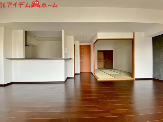 apartment 愛知県安城市明治本町8-9