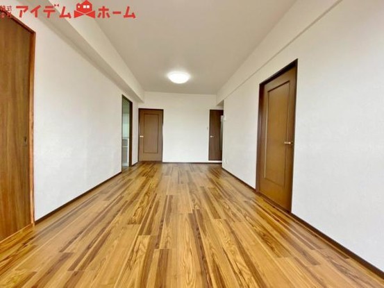 apartment 愛知県安城市明治本町8-9