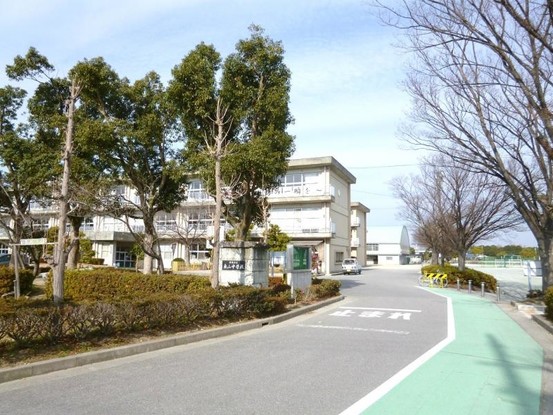 detached 愛知県安城市明治本町8-9