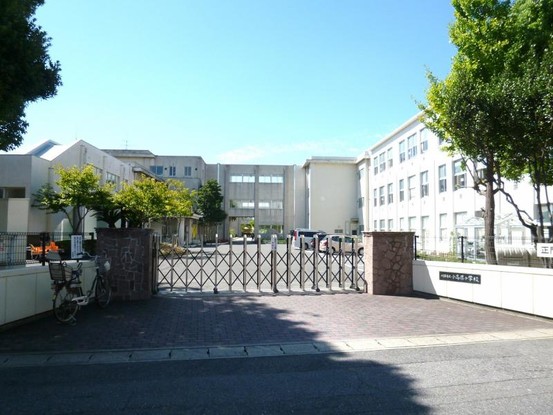 apartment 愛知県安城市明治本町8-9