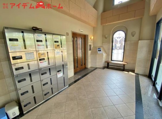 apartment 愛知県安城市明治本町8-9