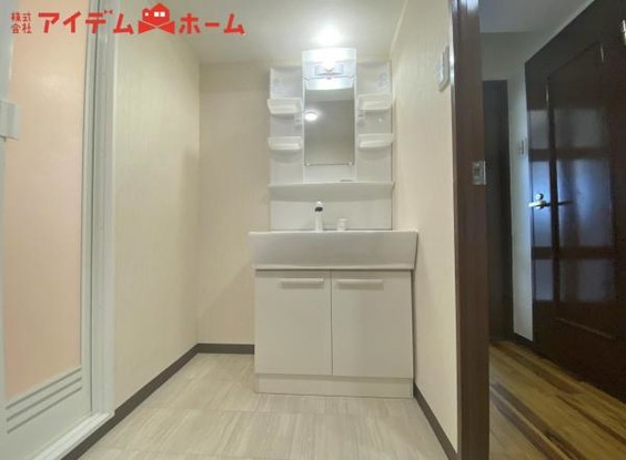 apartment 愛知県安城市明治本町8-9