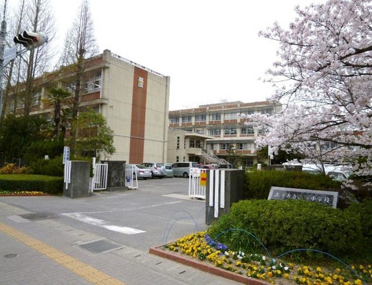 detached 愛知県安城市明治本町8-9