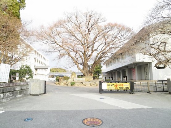 detached 愛知県安城市明治本町8-9