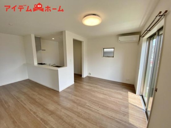 detached 愛知県安城市明治本町8-9