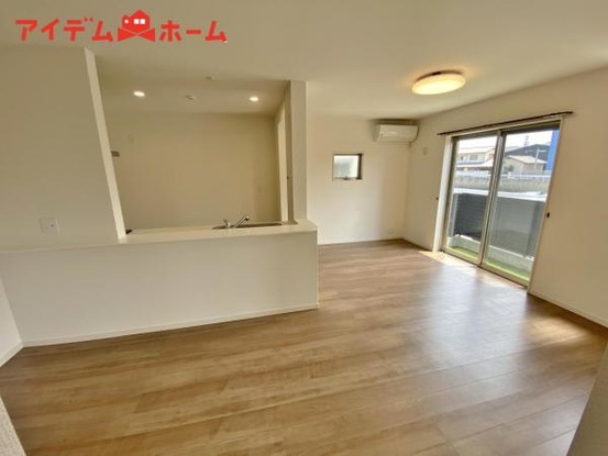 detached 愛知県安城市明治本町8-9