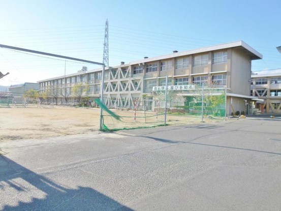 detached 愛知県名古屋市中川区中郷３丁目411