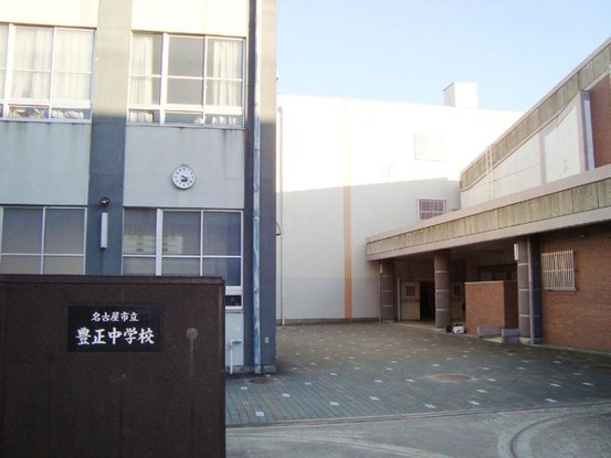 apartment 愛知県名古屋市中川区中郷３丁目411