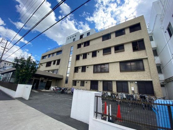 apartment 愛知県名古屋市中川区中郷３丁目411