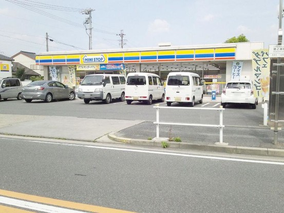 commercial 愛知県名古屋市中川区中郷３丁目411