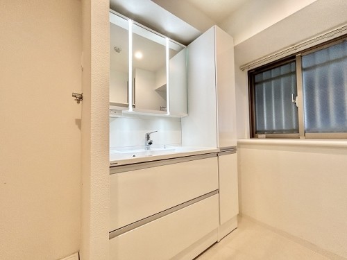 apartment 東京都練馬区豊玉北５丁目18-10 プリマヴェーラ２階