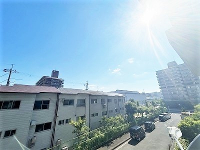 apartment 大阪府茨木市西駅前町5-8 関電不動産茨木ビル1階