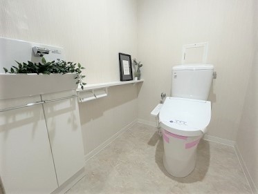apartment 大阪府茨木市西駅前町5-8 関電不動産茨木ビル1階