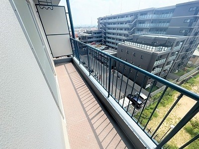 apartment 大阪府茨木市西駅前町5-8 関電不動産茨木ビル1階