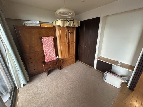 apartment 大阪府茨木市西駅前町5-8 関電不動産茨木ビル1階