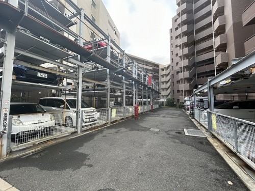 apartment 大阪府茨木市西駅前町5-8 関電不動産茨木ビル1階