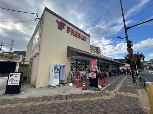 apartment 大阪府茨木市西駅前町5-8 関電不動産茨木ビル1階