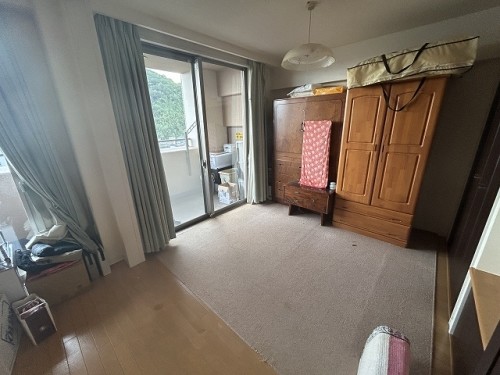 apartment 大阪府茨木市西駅前町5-8 関電不動産茨木ビル1階