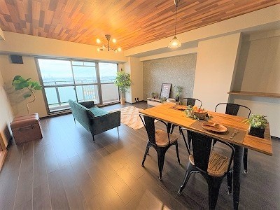 apartment 大阪府茨木市西駅前町5-8 関電不動産茨木ビル1階