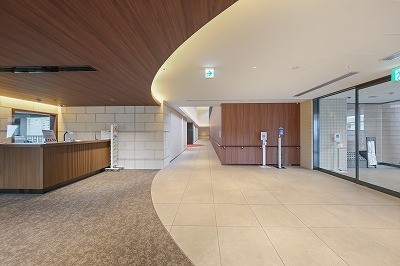 apartment 大阪府茨木市西駅前町5-8 関電不動産茨木ビル1階