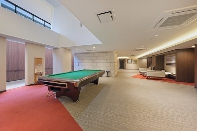 apartment 大阪府茨木市西駅前町5-8 関電不動産茨木ビル1階