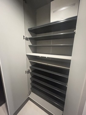 apartment 大阪府茨木市西駅前町5-8 関電不動産茨木ビル1階