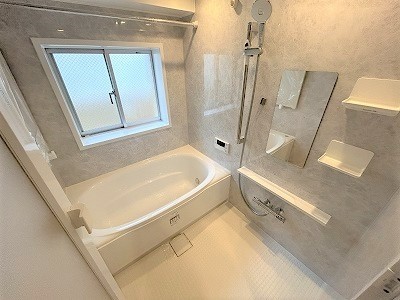 apartment 大阪府茨木市西駅前町5-8 関電不動産茨木ビル1階
