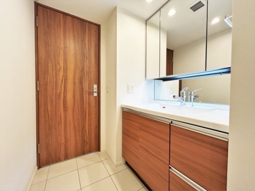 apartment 東京都台東区上野２丁目7-13 THE PARKS 8階