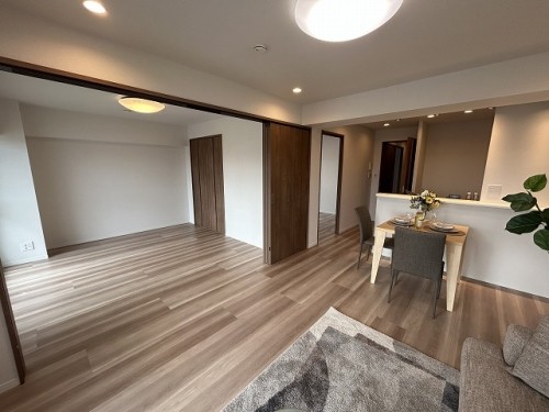 apartment 東京都台東区上野２丁目7-13 THE PARKS 8階
