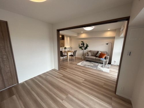 apartment 東京都台東区上野２丁目7-13 THE PARKS 8階