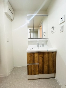 apartment 大阪府大阪市都島区東野田町１丁目6-16 ワタヤコスモスビル8階