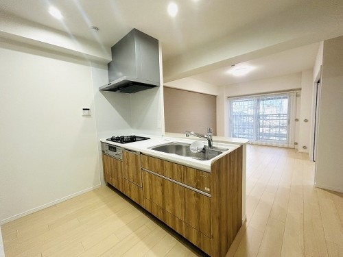 apartment 大阪府大阪市都島区東野田町１丁目6-16 ワタヤコスモスビル8階